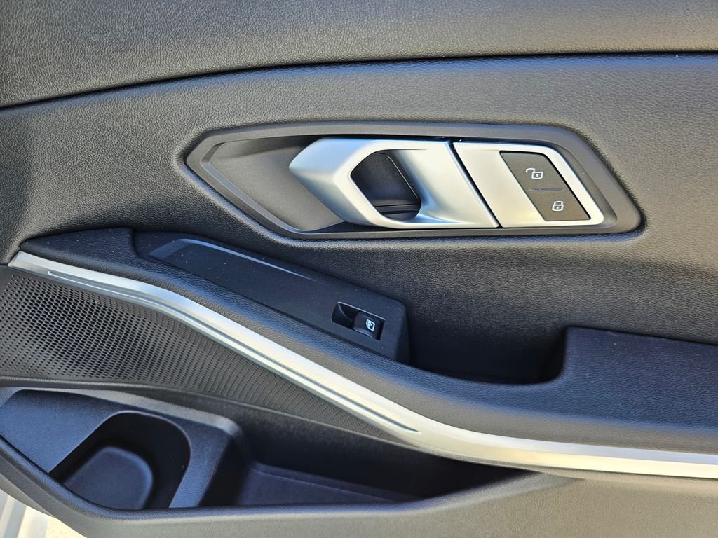 Used 2023 White BMW 330i image 12