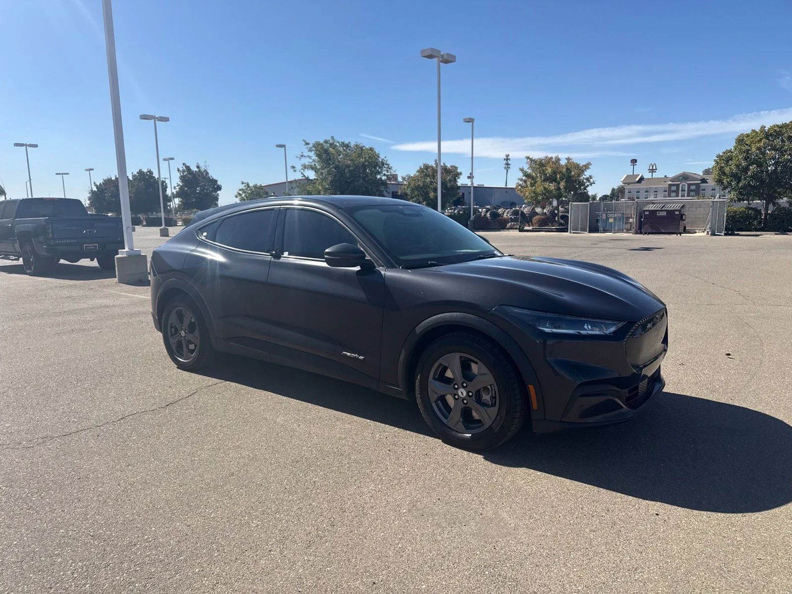 Used 2022 Gray Ford Select image 3