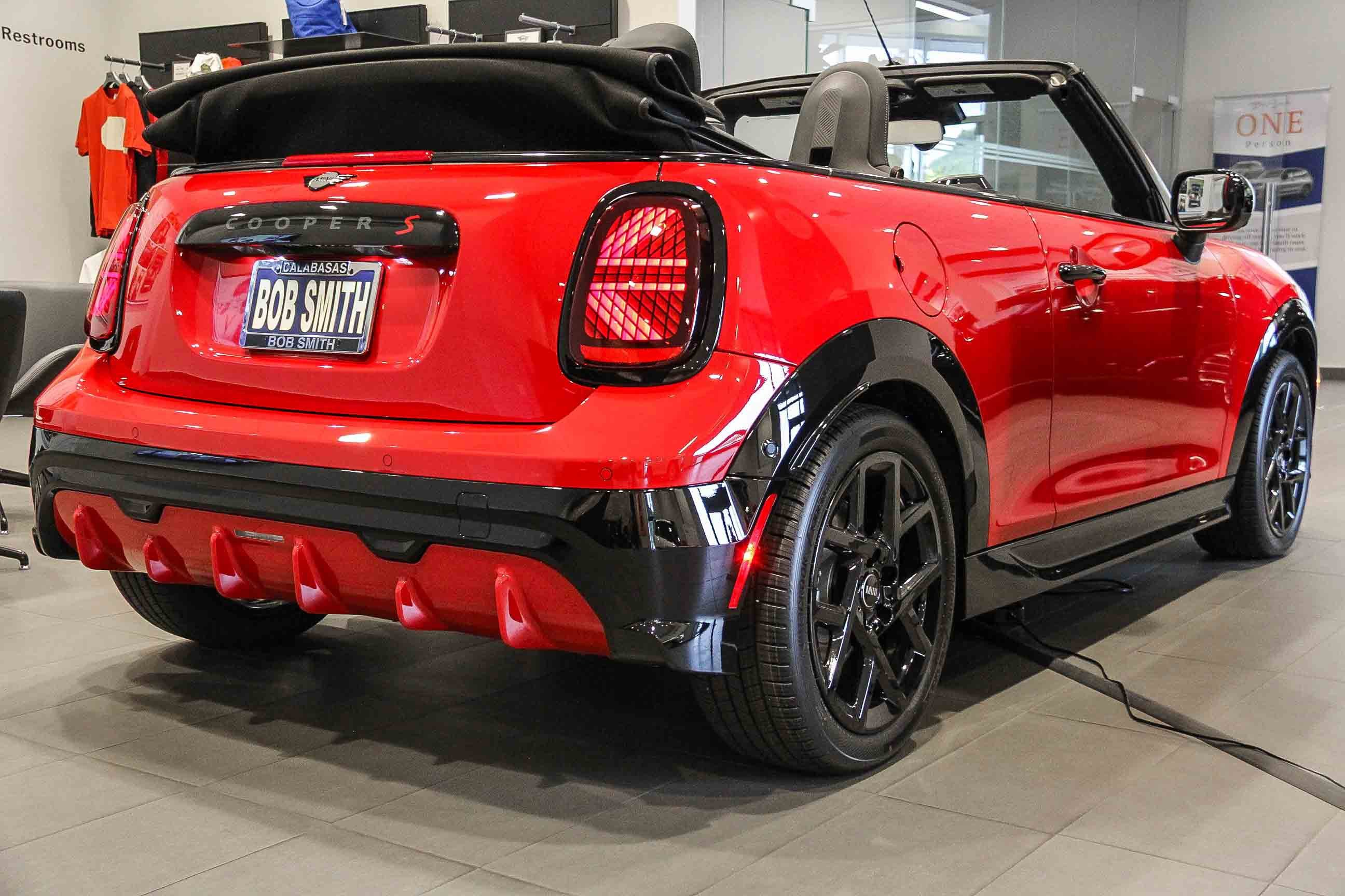 2026 MINI Convertible S - Photo 6