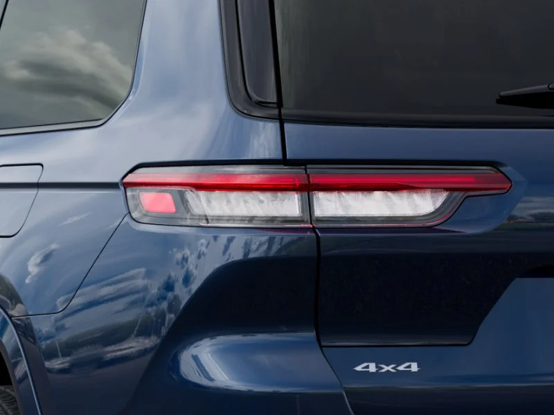 New 2026 Fathom Blue Pearl-Coat Exterior Paint Jeep Summit image 5