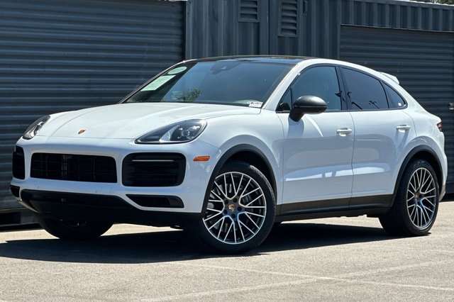 2023 Porsche Cayenne Platinum Edition