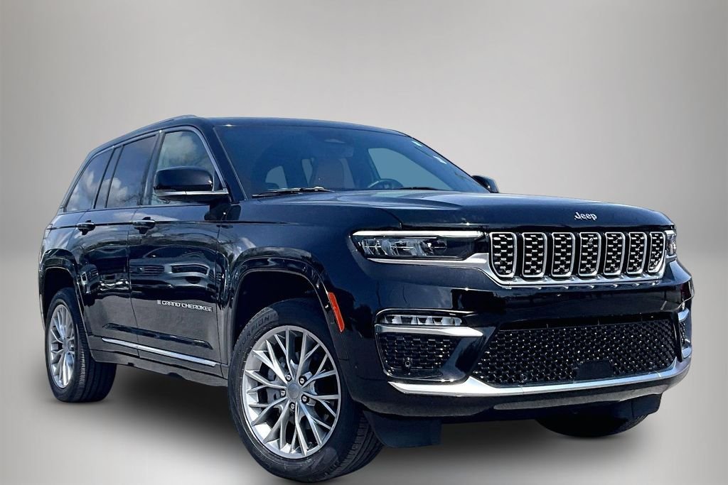 2022 Jeep Grand Cherokee Summit's photo