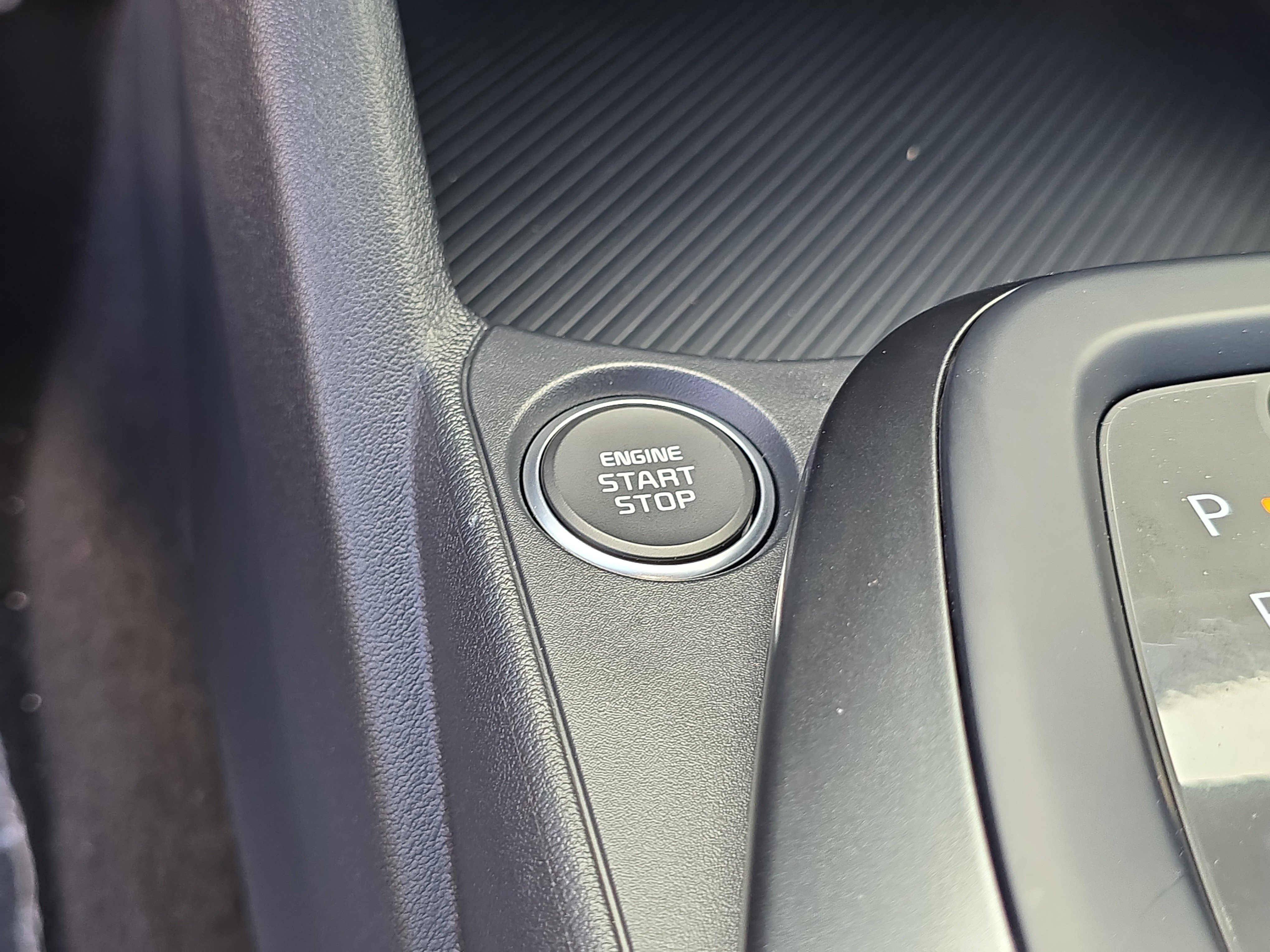 New 2026 Snow White Pearl Kia LXS image 26
