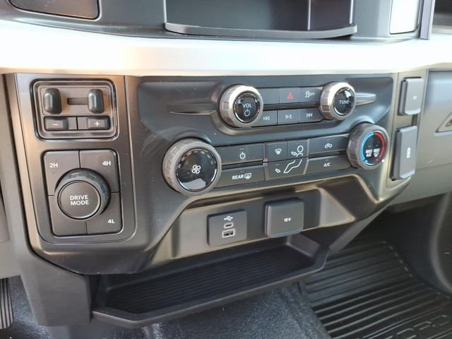 New 2026 Agate Black Metallic Ford F-550® XL image 15