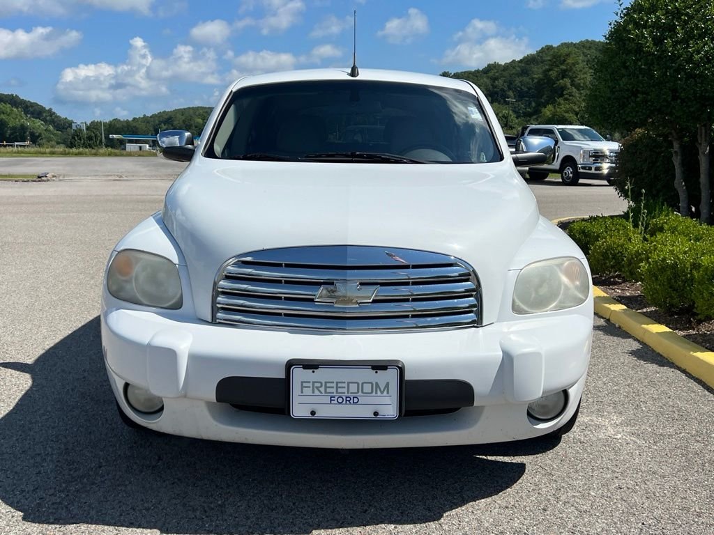 Used 2009 White Chevrolet LT image 14