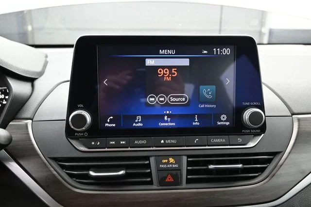 Used 2025 Gray Nissan 2.5 SV image 33