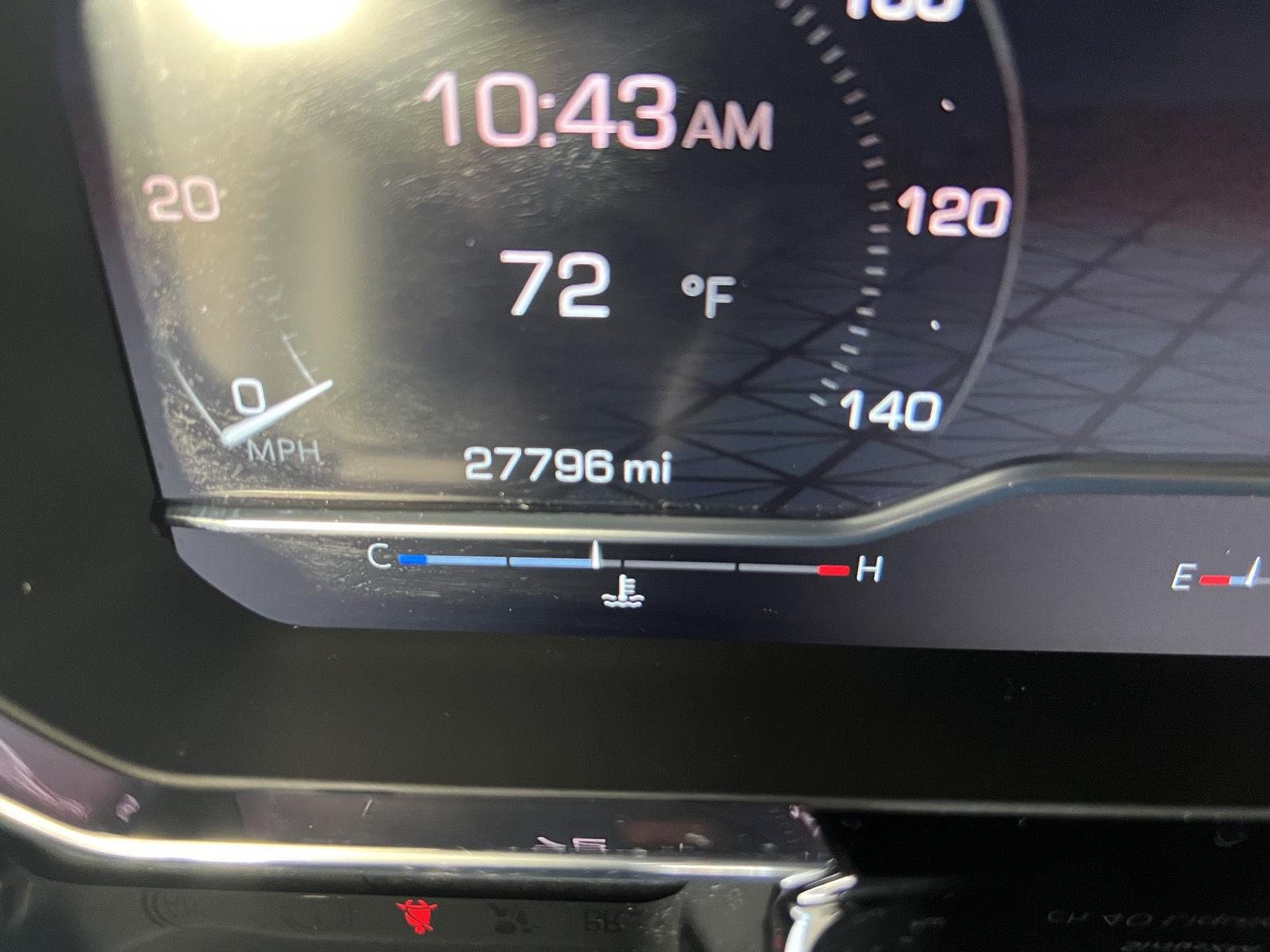 Used 2023 Summit White GMC Elevation image 19