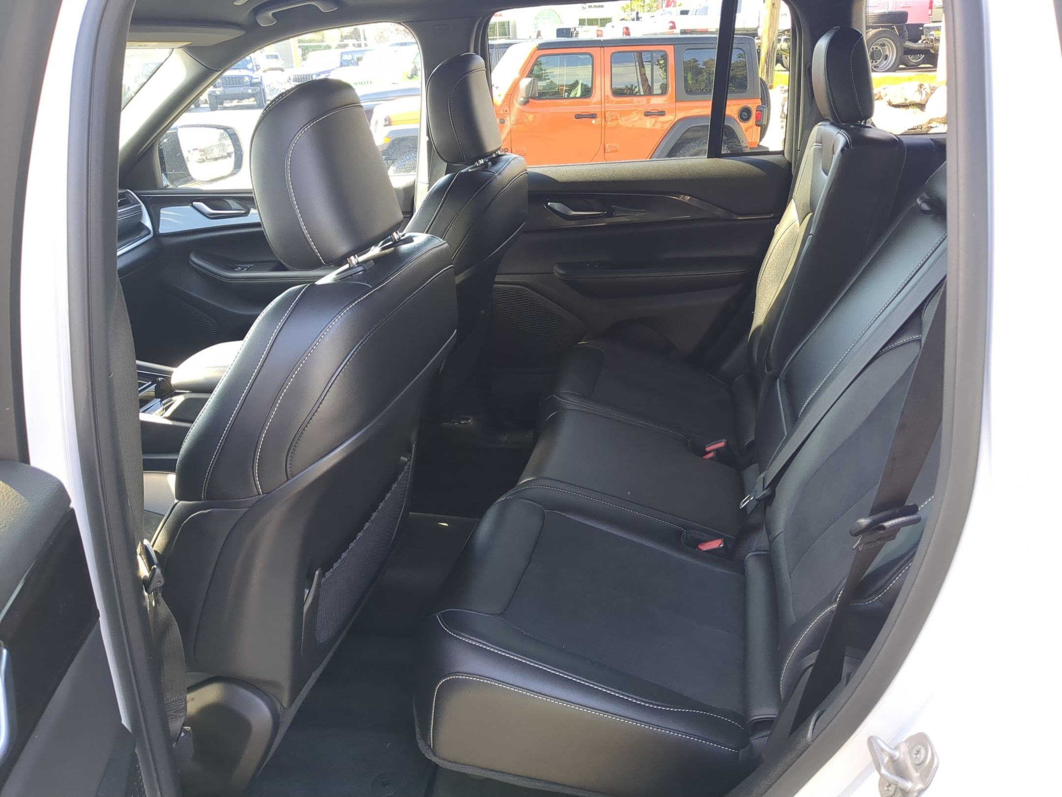 Used 2023 Bright White Clearcoat Jeep Altitude image 27