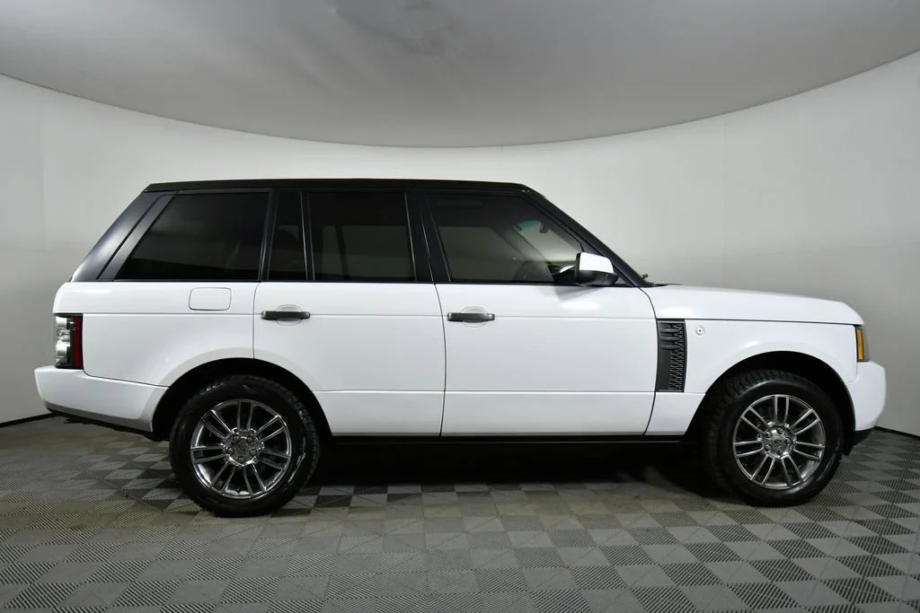 Used 2011 White Land Rover HSE image 15
