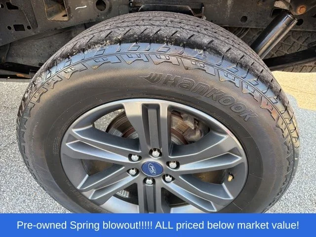 Used 2017 Red Ford XLT image 23
