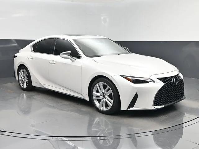 2024 Lexus IS 300
