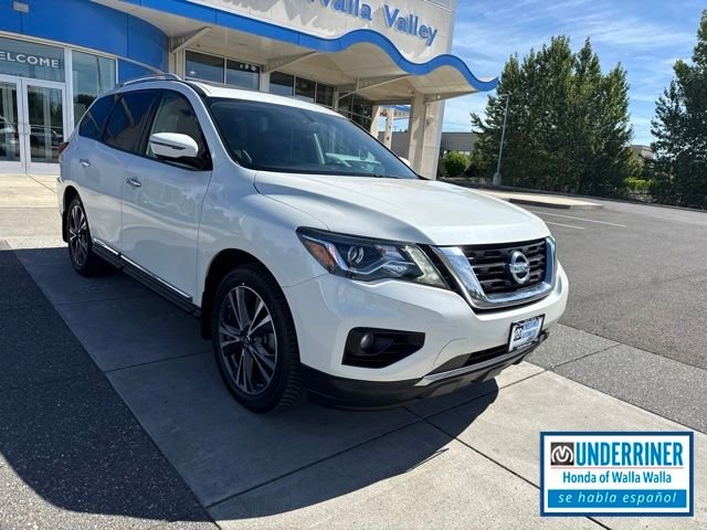 2017 Nissan Pathfinder Platinum 4WD's photo