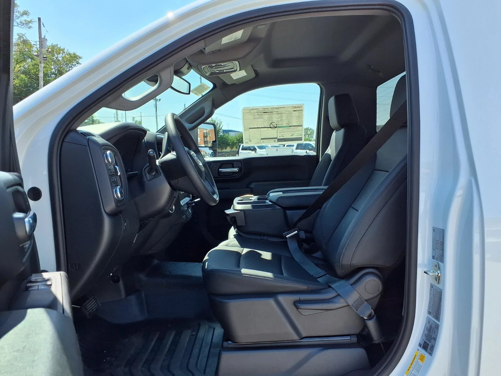2026 GMC Sierra 3500HD Pro - Photo 15