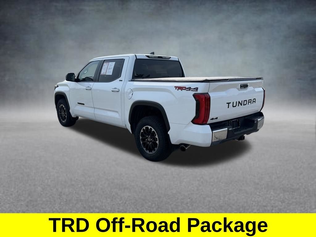 Used 2025 White Toyota SR5 image 3