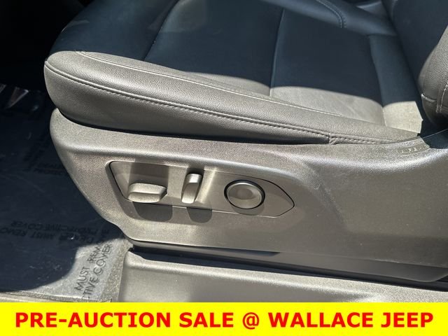 Used 2022 Red Chevrolet LT Trail Boss image 20
