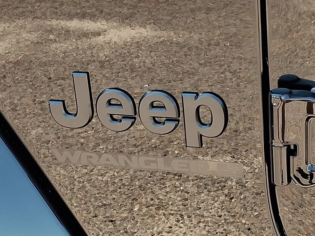 New 2026 Black Clearcoat Jeep Sahara image 20