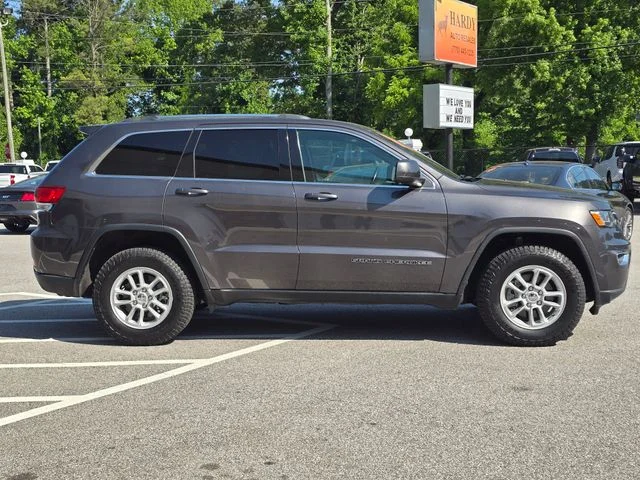 Used 2020 Gray Jeep Laredo E image 6
