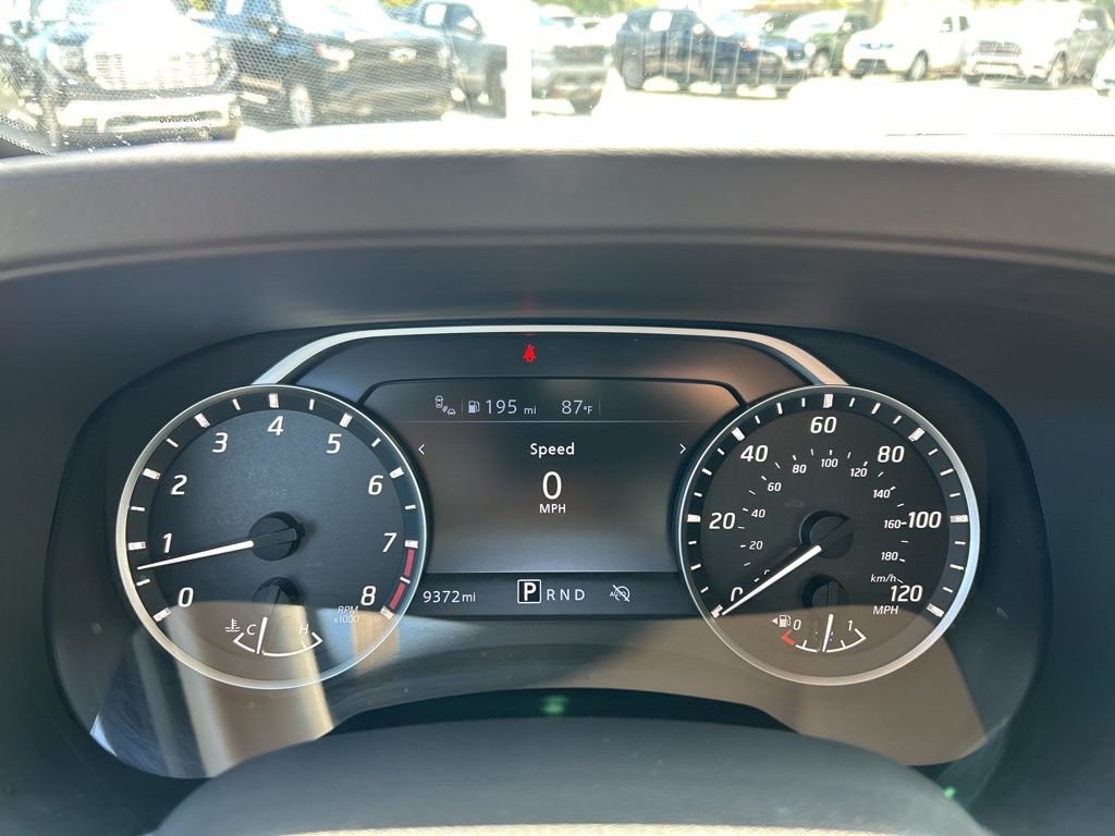 Used 2025 Gray Nissan SV image 26