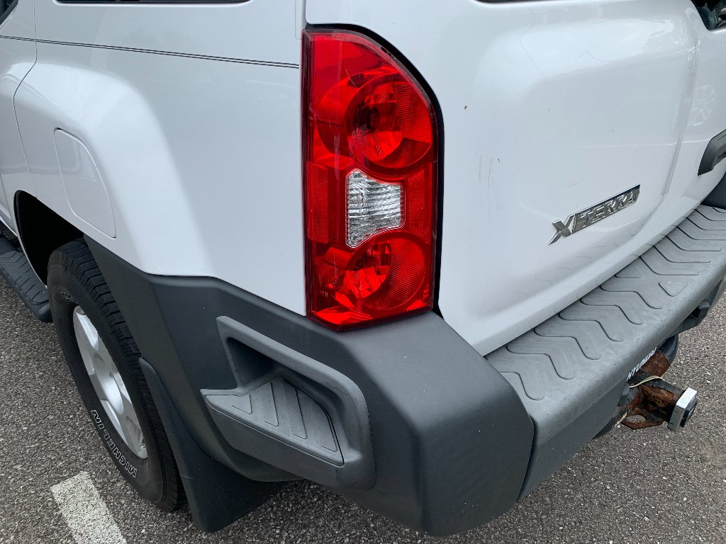 Used 2007 Avalanche Nissan S image 30