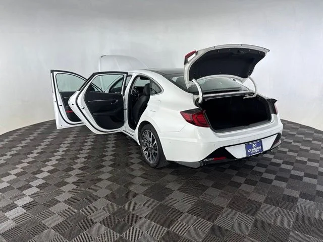 Used 2022 Gray Hyundai Limited image 16