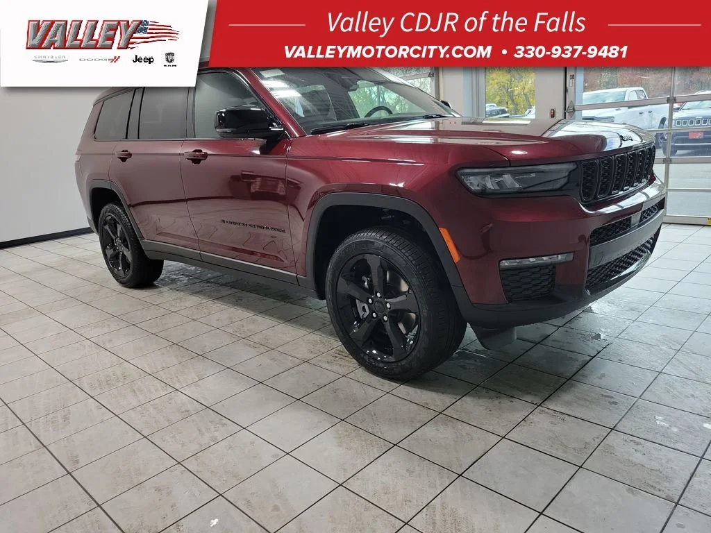 New 2025 Velvet Red Pearl-Coat Exterior Paint Jeep Limited image 1