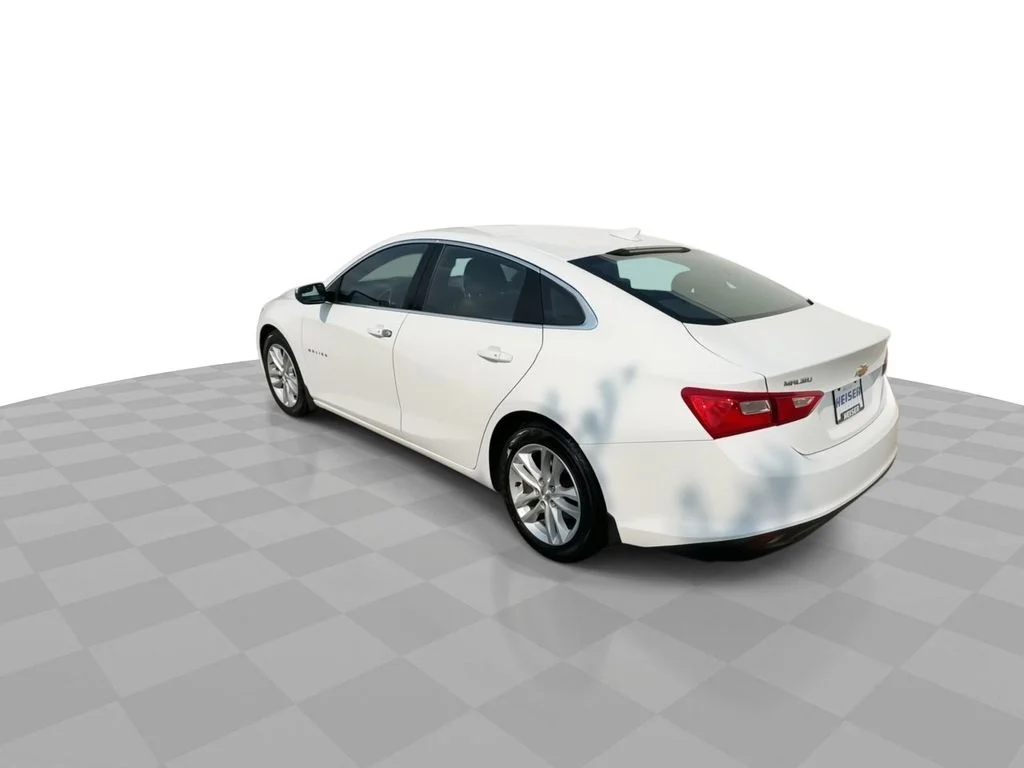 Used 2016 White Chevrolet LT image 6