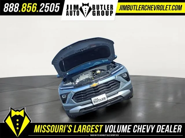 New 2026 Sterling Gray Metallic Chevrolet LT image 22