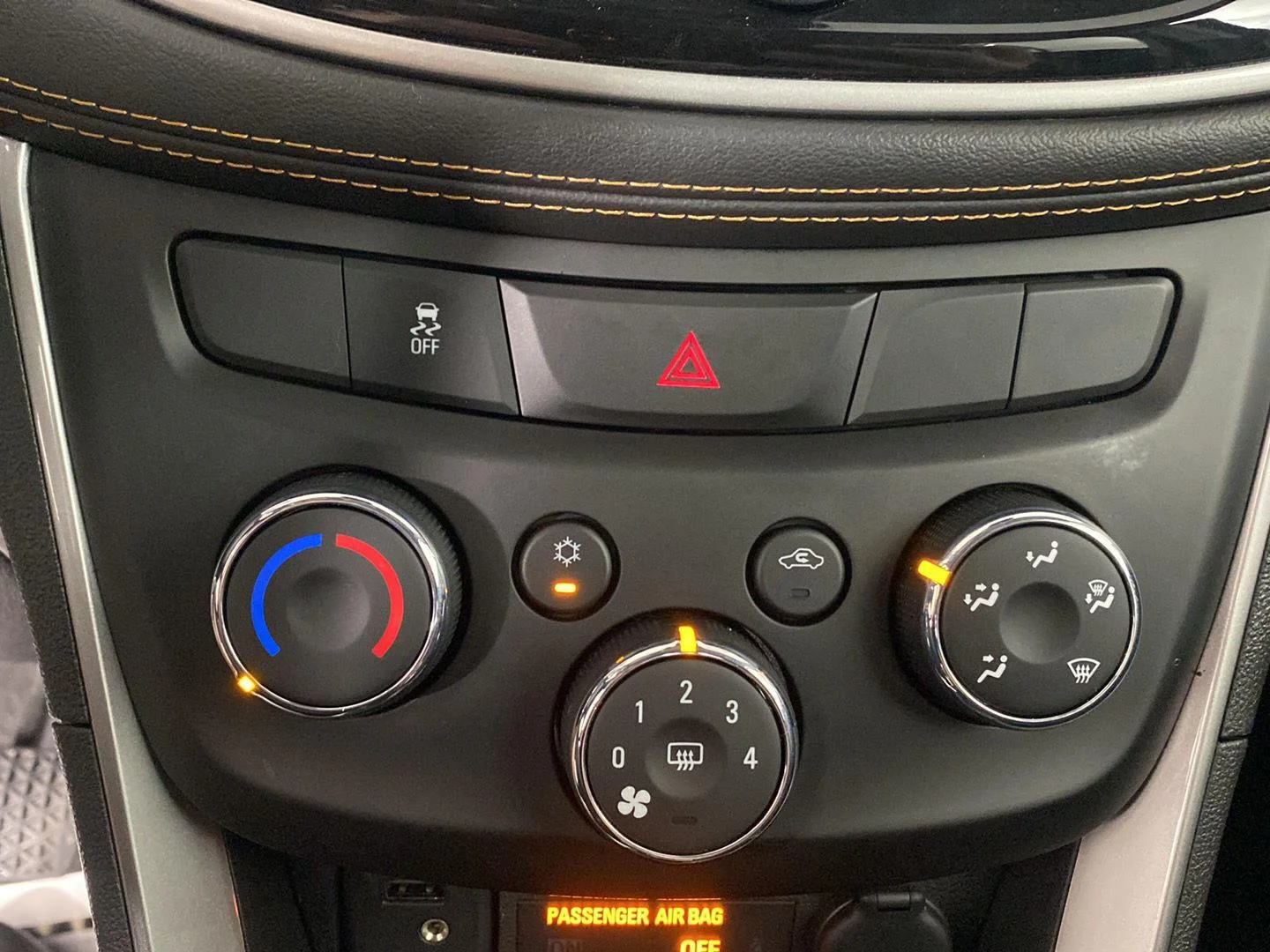 Used 2020 Mosaic Black Metallic Chevrolet LT image 19