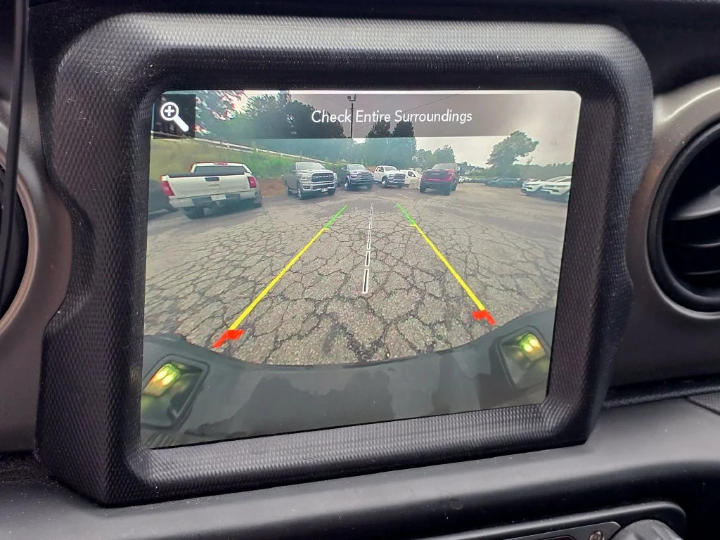 Used 2020 Black Jeep Sport image 9