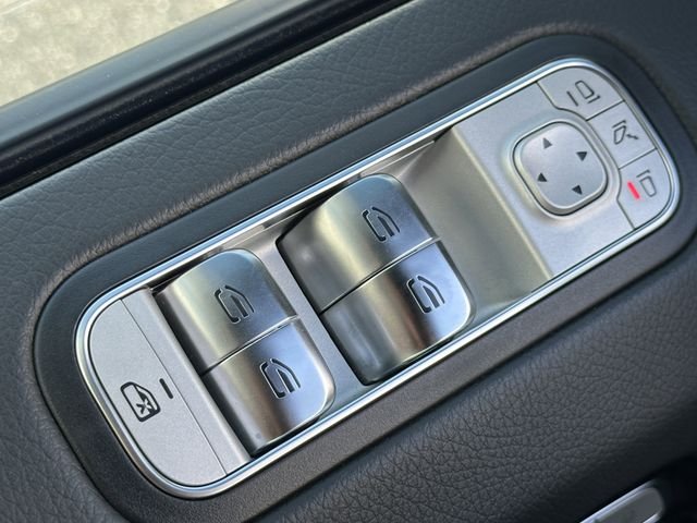 Used 2025  Mercedes-Benz G 63 AMG® image 22