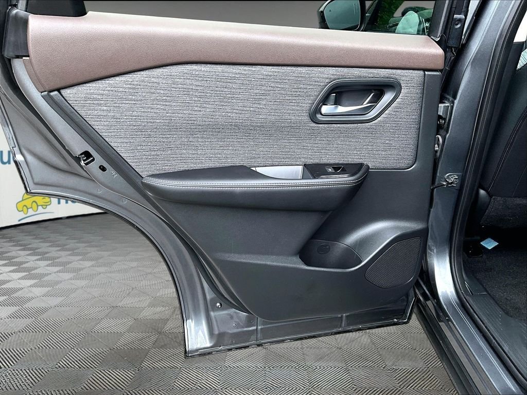 Used 2023 Gray Nissan SV image 20
