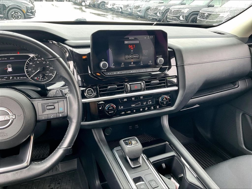 Used 2023 Pearl White Tricoat Nissan SV image 18