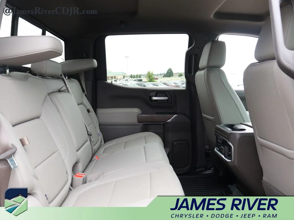 Used 2019 White GMC SLT image 12