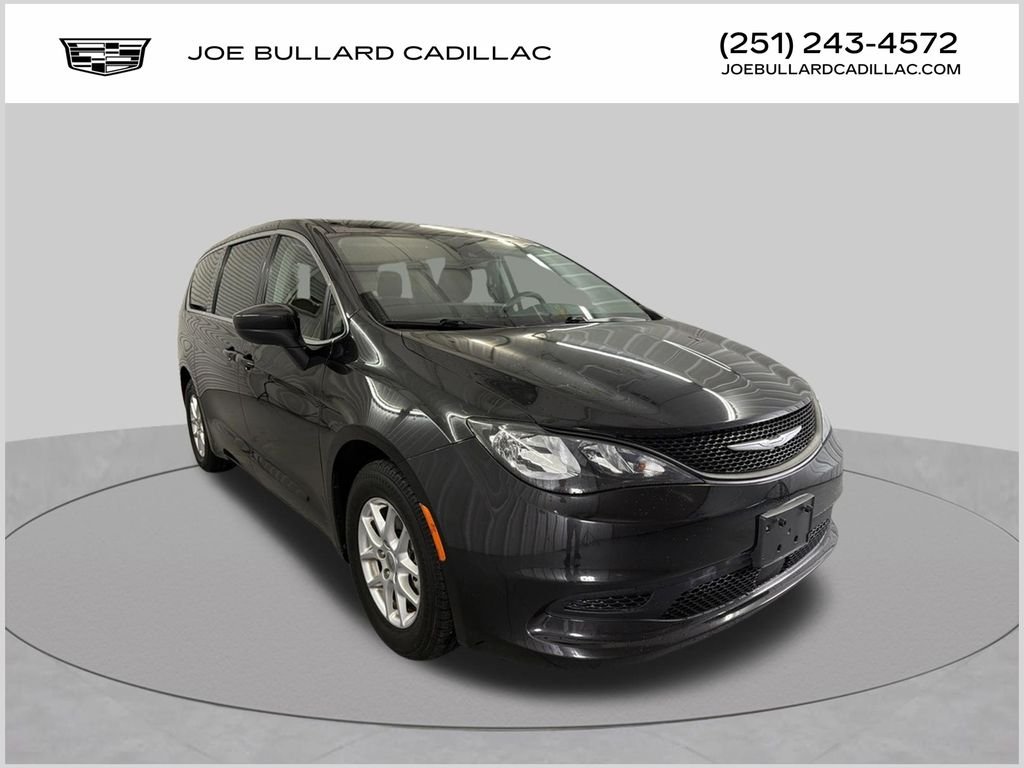 2023 Chrysler Voyager
