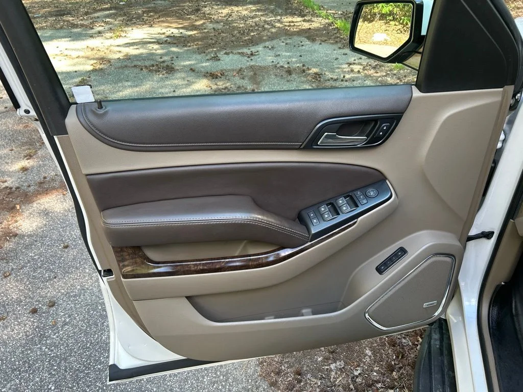 Used 2019 Beige Chevrolet LT image 15