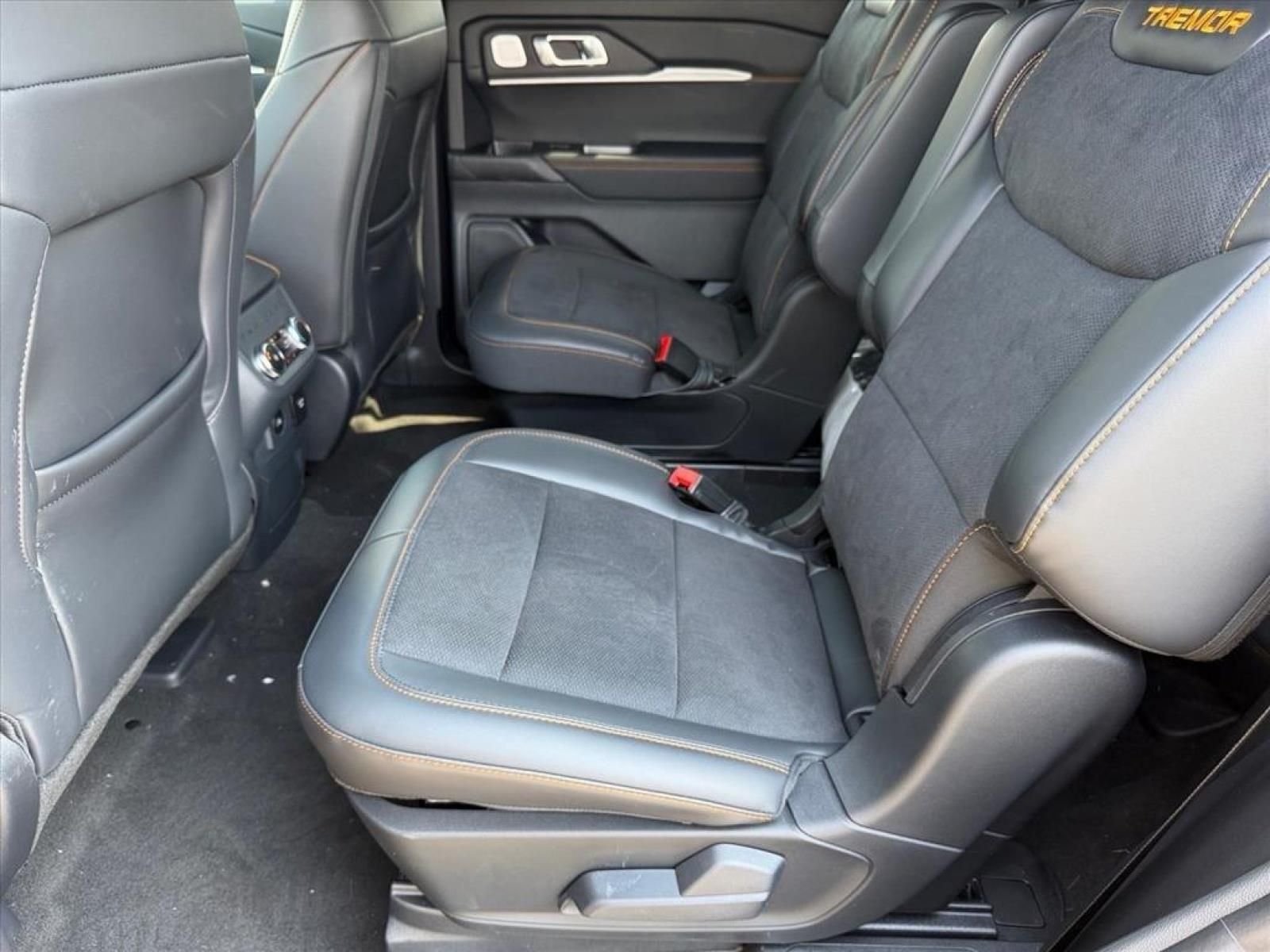 New 2026 Carbonized Gray Metallic Ford Tremor® image 12