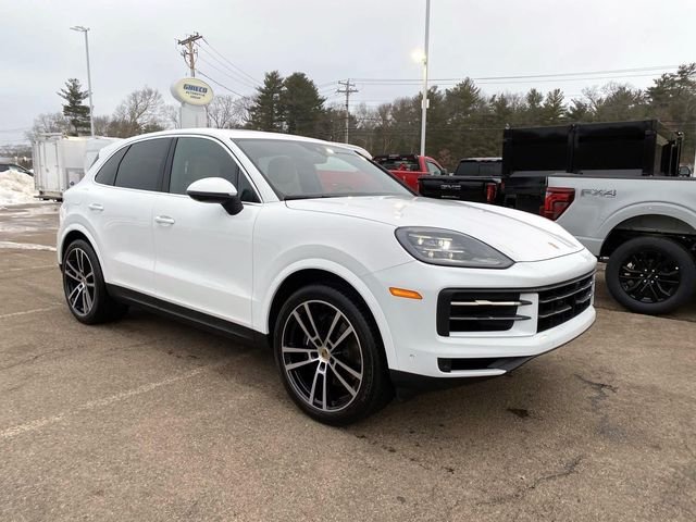2024 Porsche Cayenne Base