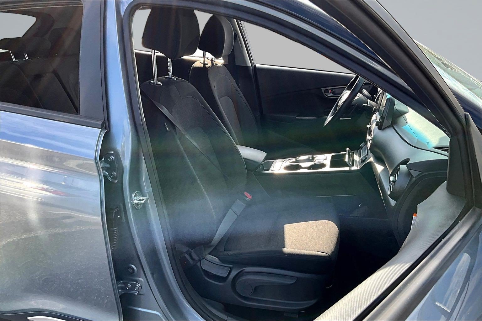 Used 2021 Silver Hyundai SEL image 25