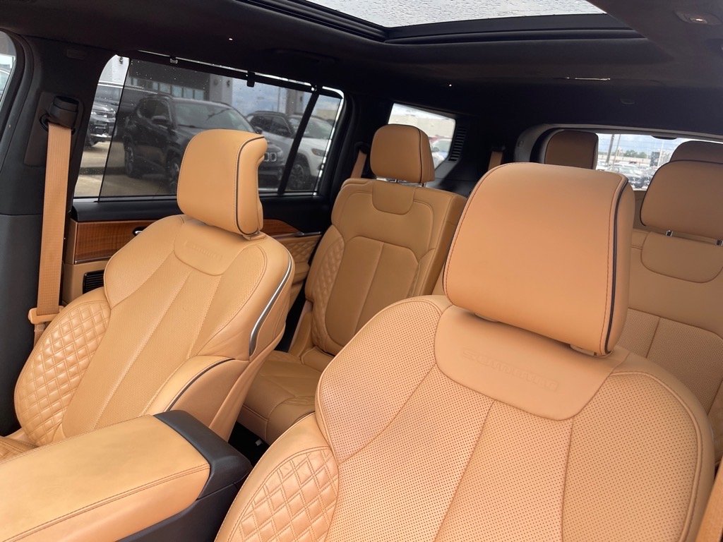 Certified Used 2023 Midnight Sky (pcq) Jeep Summit Reserve image 23