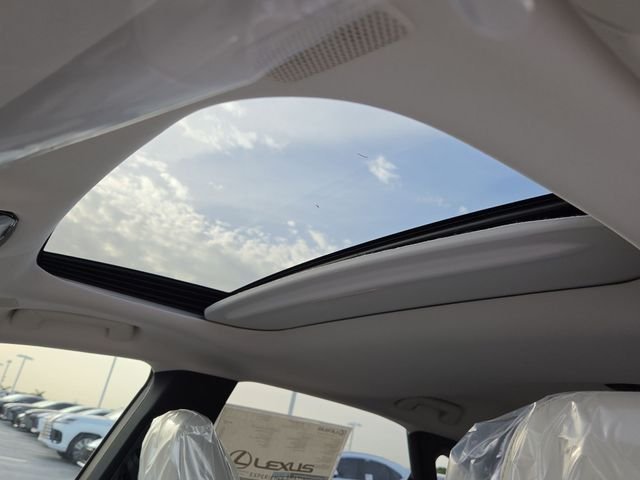 New 2026 Matador Red Mica Lexus PREMIUM PLUS image 22