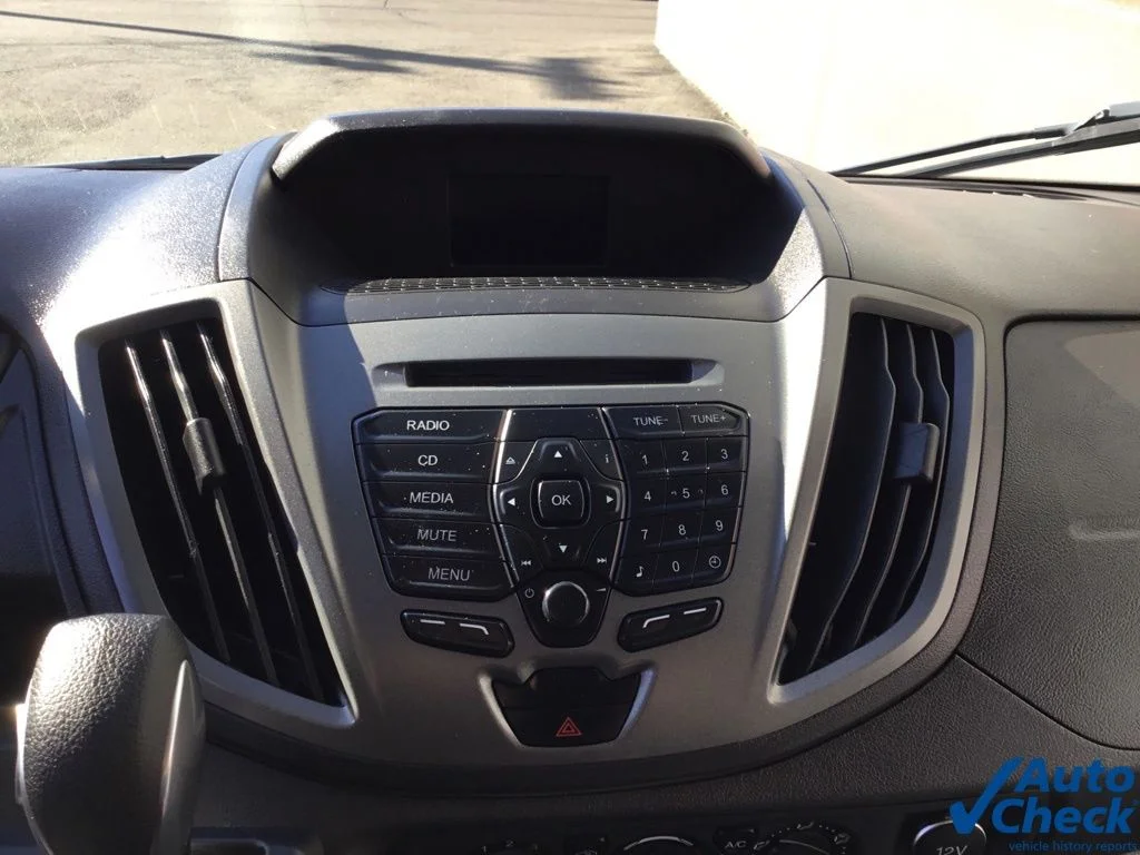 Used 2019 Gray Ford XL image 35