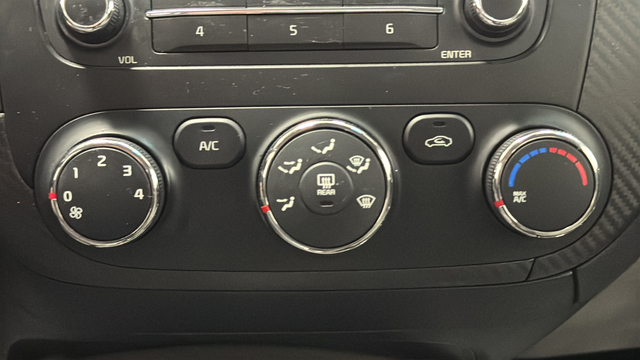 Used 2015 Graphite Steel Kia EX image 16