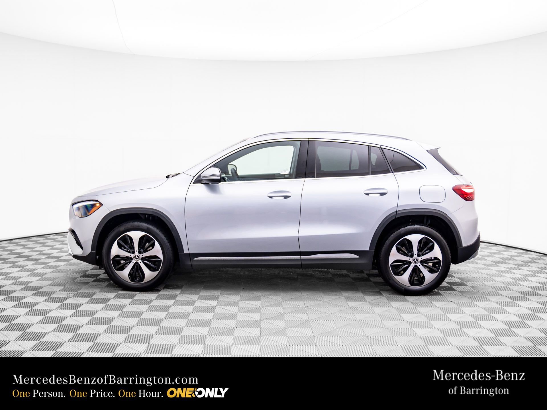 New 2026 Cirrus Silver Metallic Mercedes-Benz GLA 250 image 41