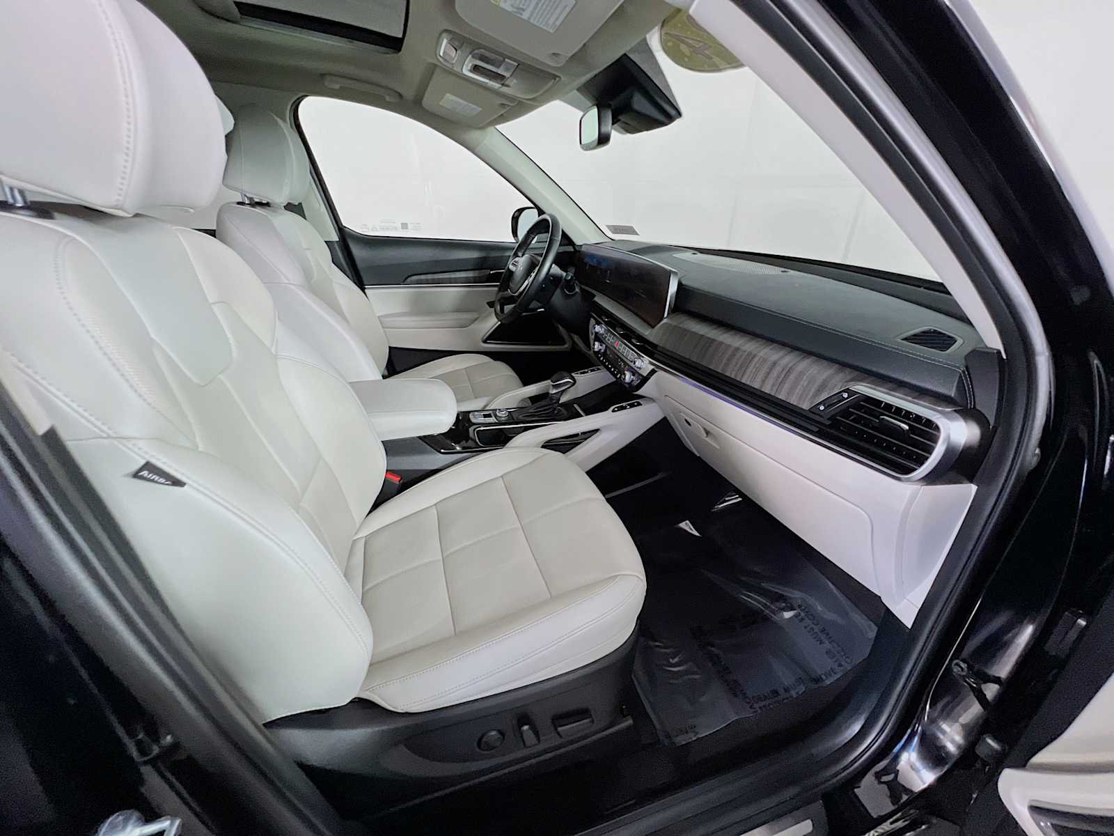 Used 2024 Ebony Black Kia SX image 31