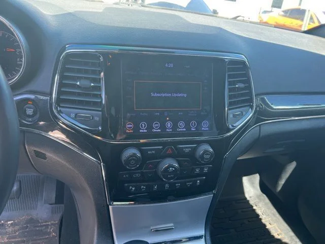Used 2019 Gray Jeep Trailhawk image 11
