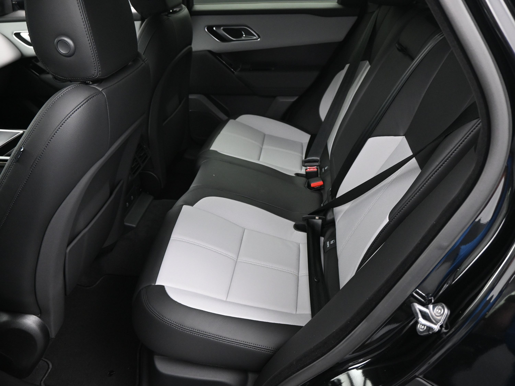 Certified Used 2026 Black Land Rover Dynamic SE image 6
