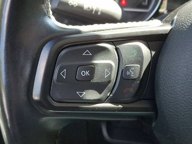 Used 2022 Black Jeep Sport image 23