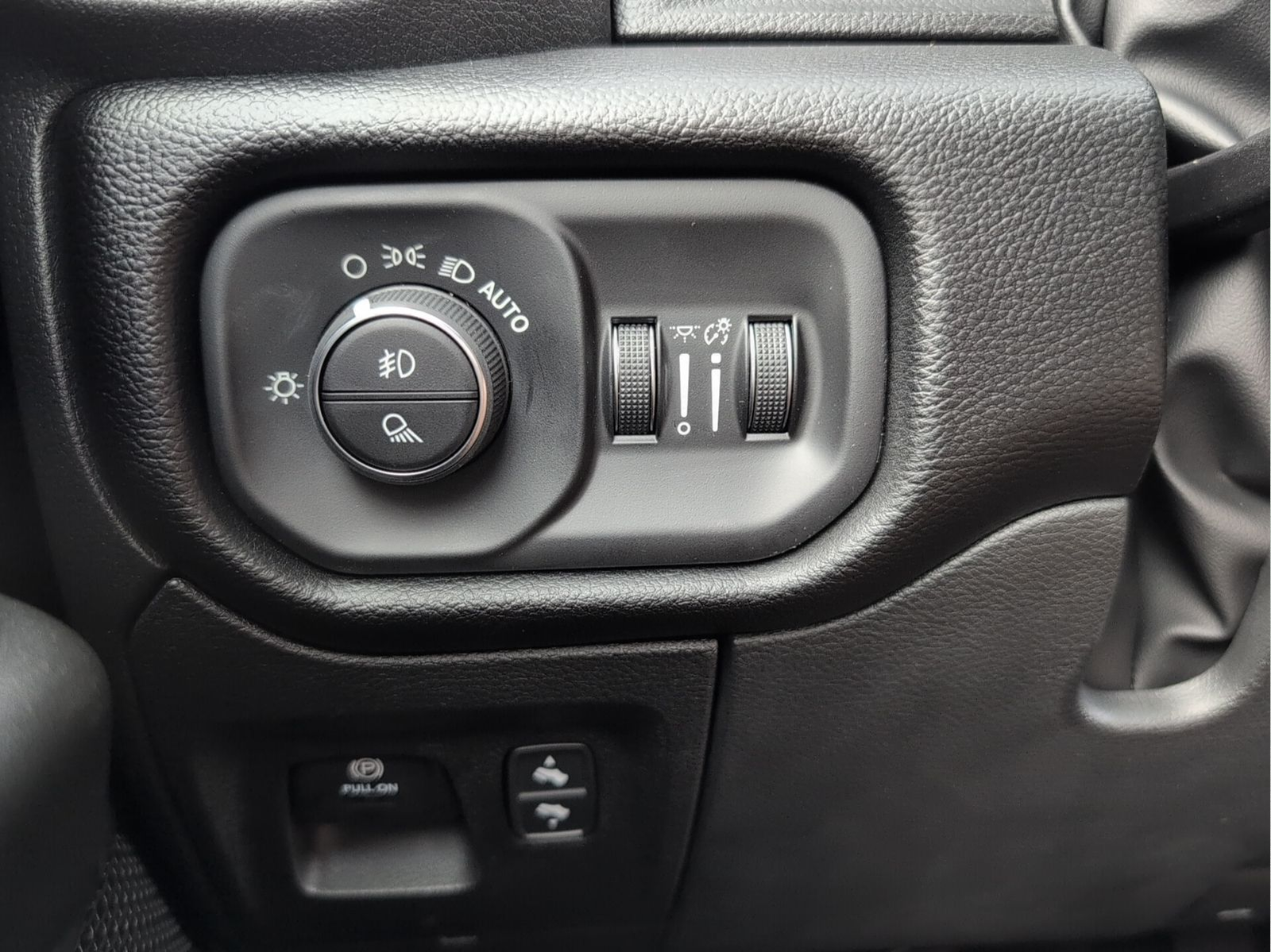 2026 RAM 1500 Big Horn/Lone Star - Photo 14
