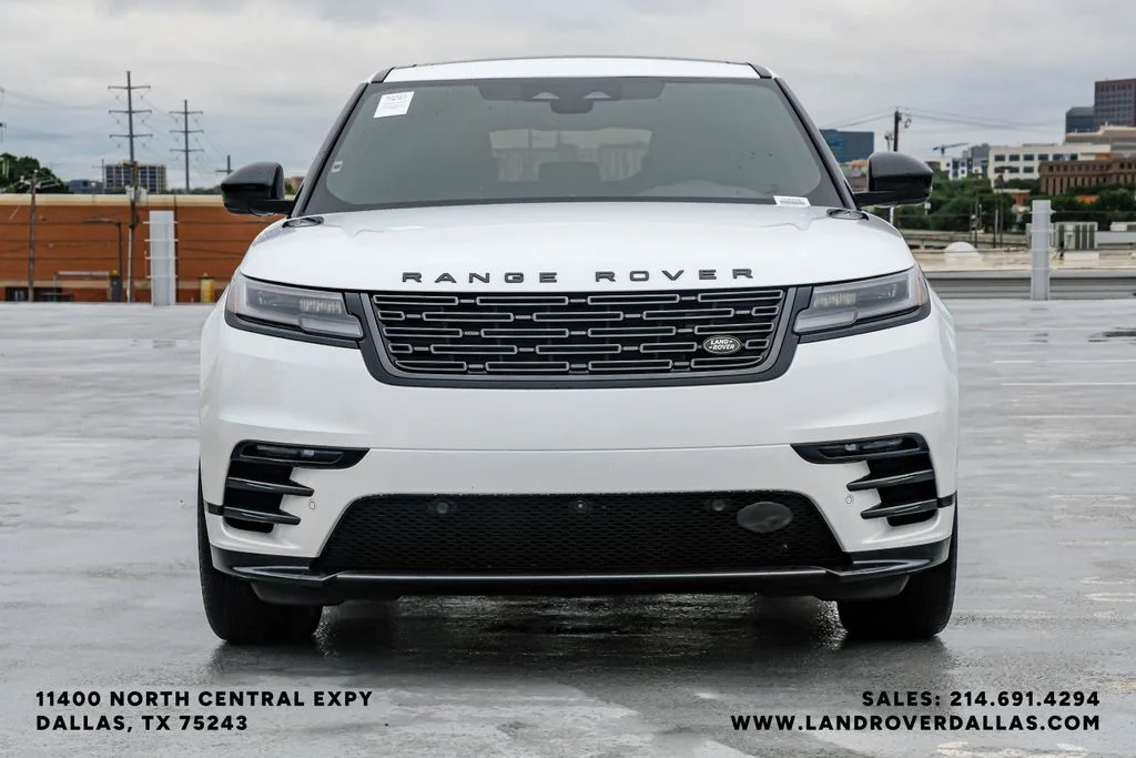 New 2026 Ostuni Pearl Wht Prem Met Land Rover Dynamic SE image 3