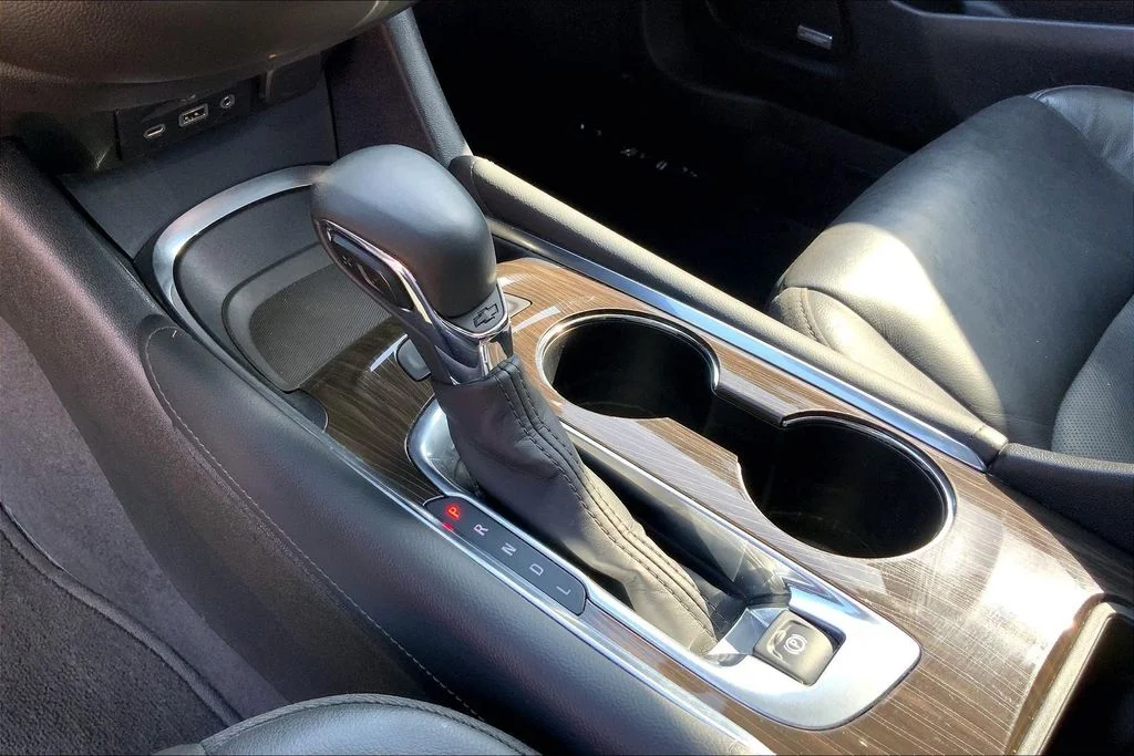 Used 2023 Sterling Gray Metallic Chevrolet LT image 15